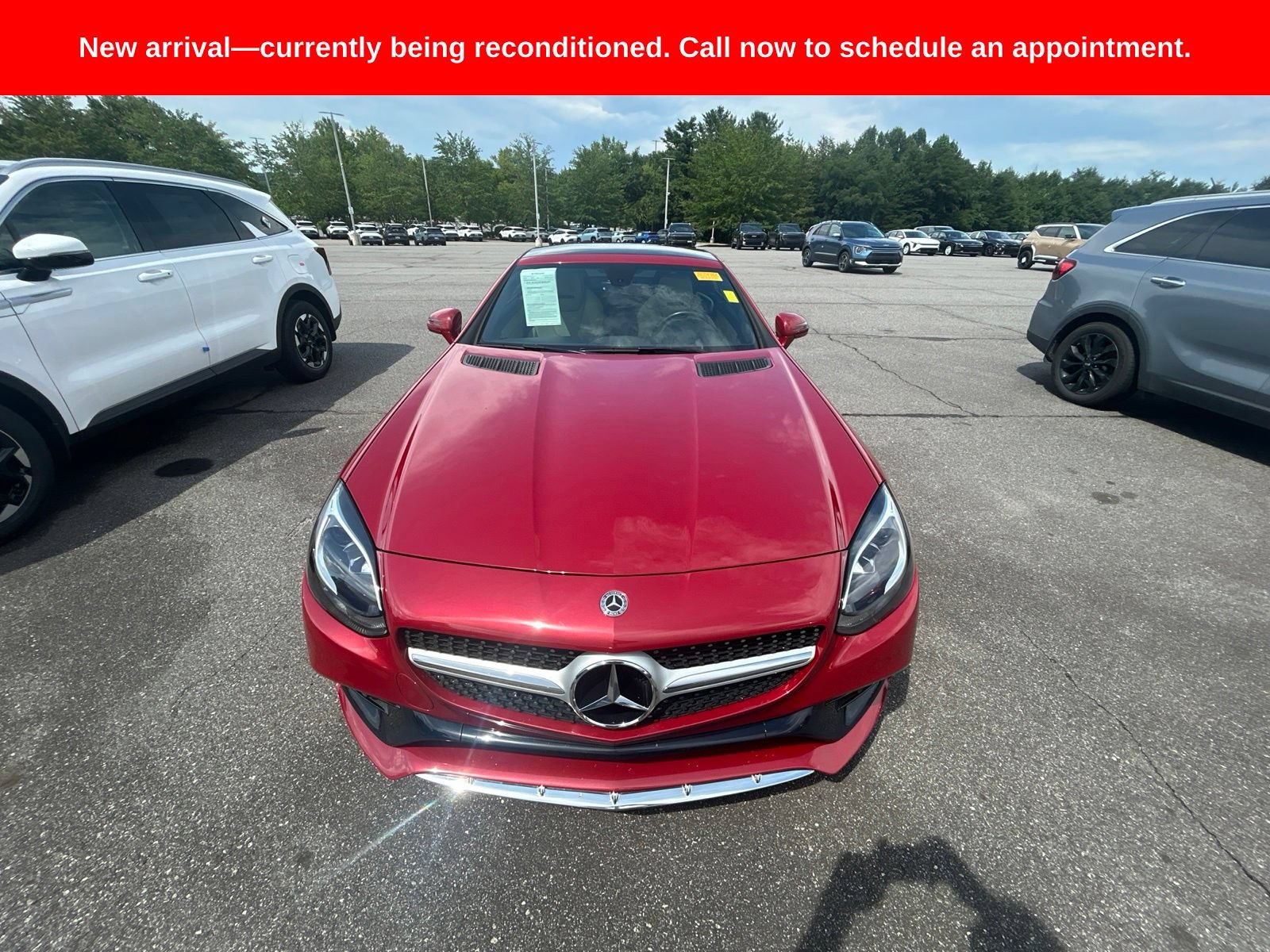 Used 2020 Mercedes-Benz SLC 300 image 2