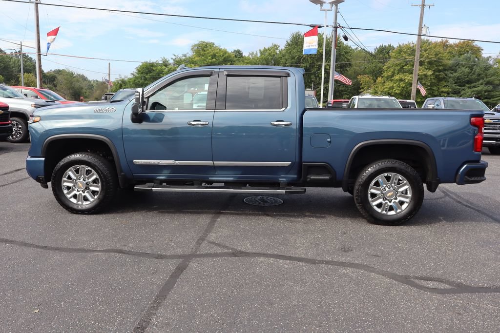 Used 2024 Chevrolet Silverado 2500 High Country w/ Z71 Off-Road Package AWD/4WD image 28