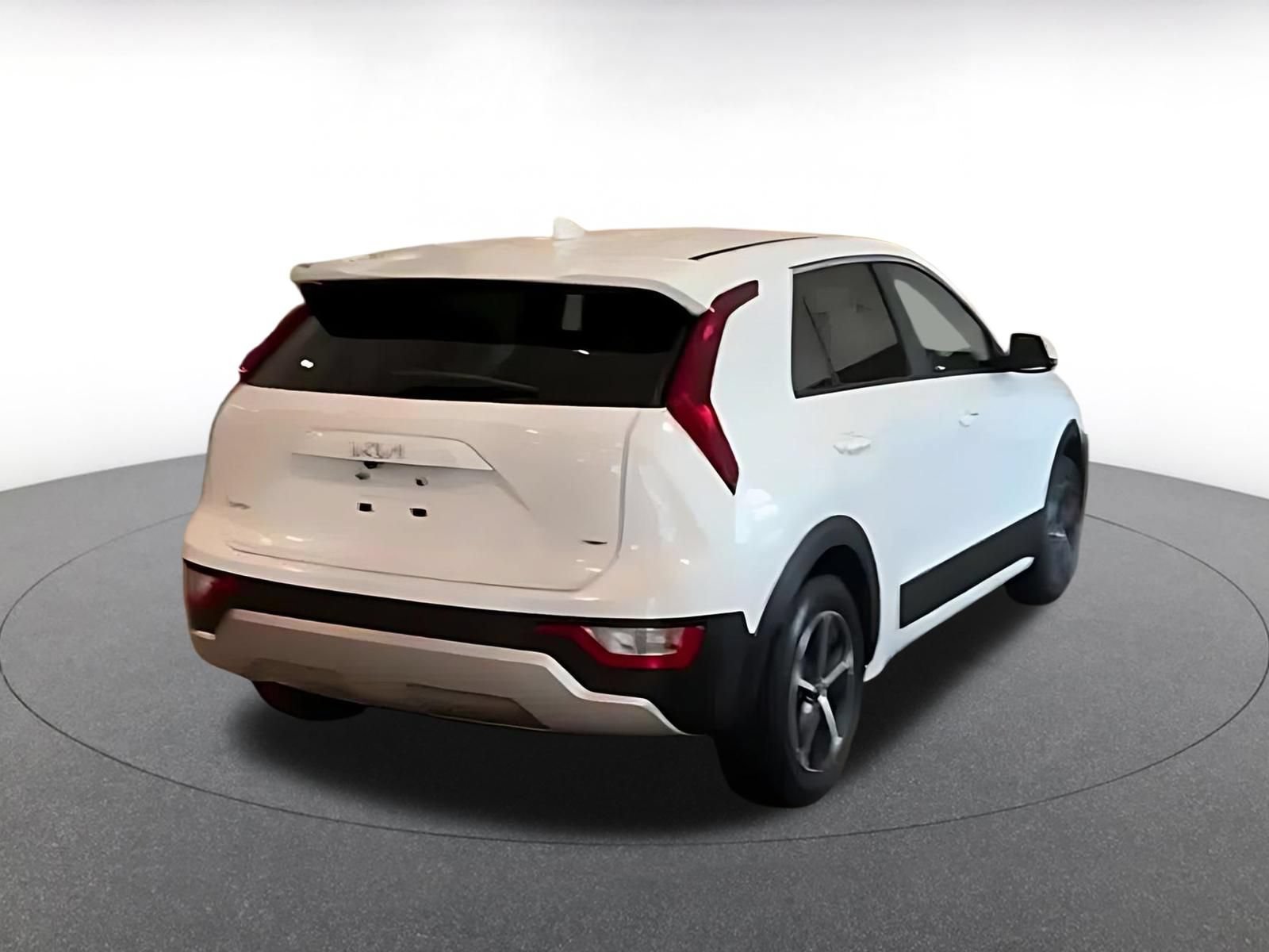 Used 2026 Kia Niro LX FWD image 9