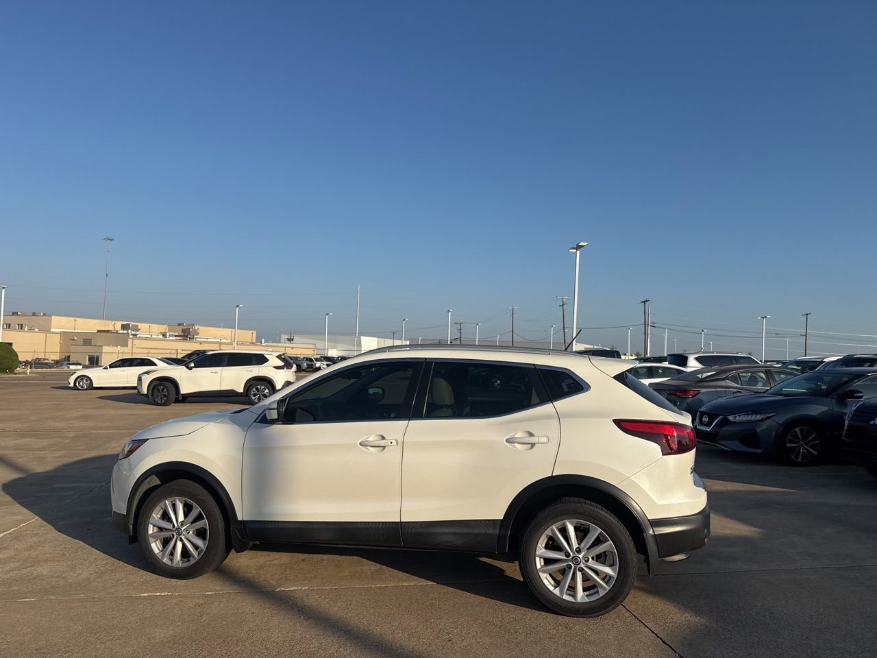 Used 2019 Nissan Rogue Sport SV w/ Technology Package image 13