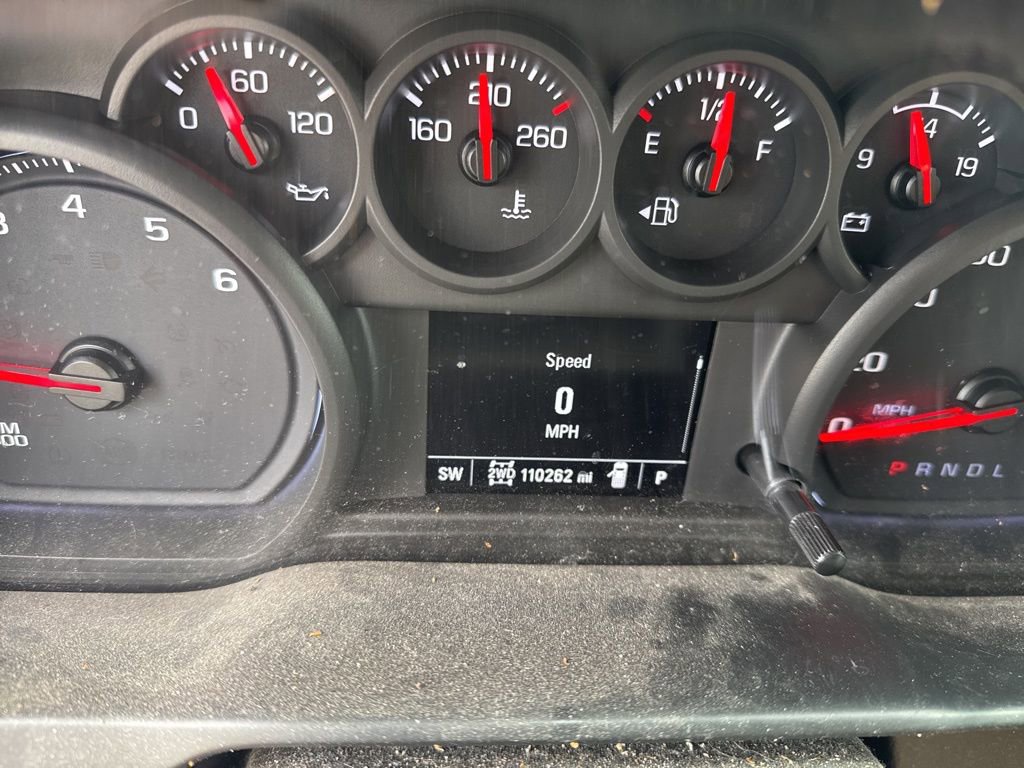 Used 2020 Chevrolet Silverado 1500 Custom w/ Custom Value Package AWD/4WD image 13