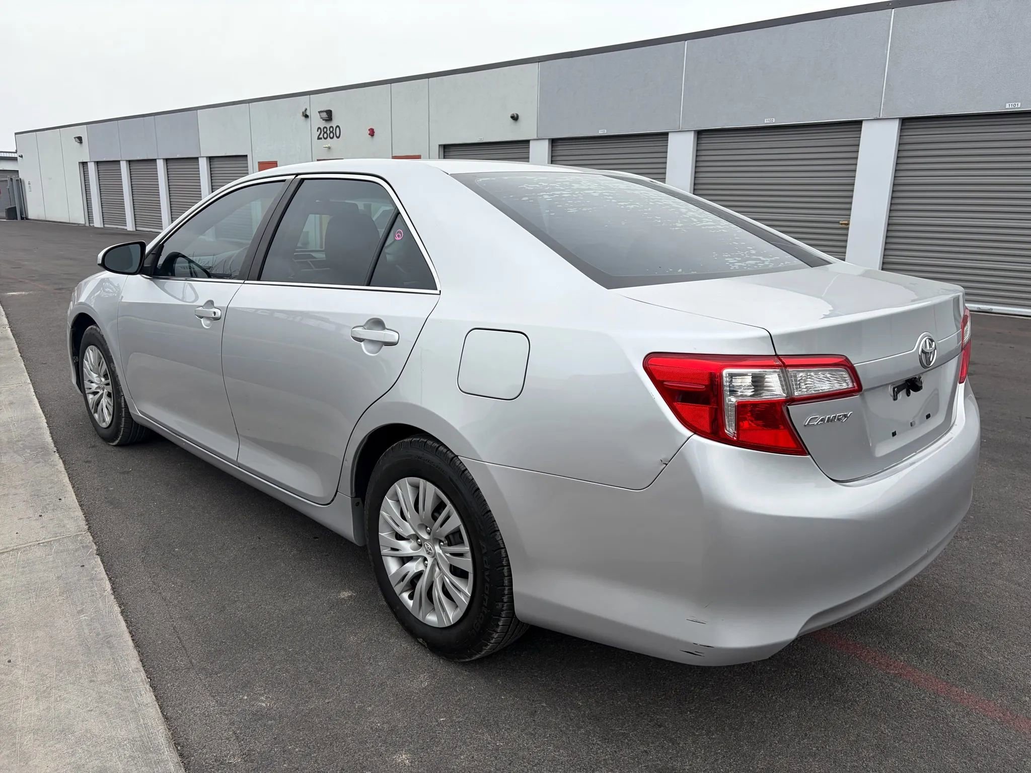 Used 2014 Toyota Camry L image 6