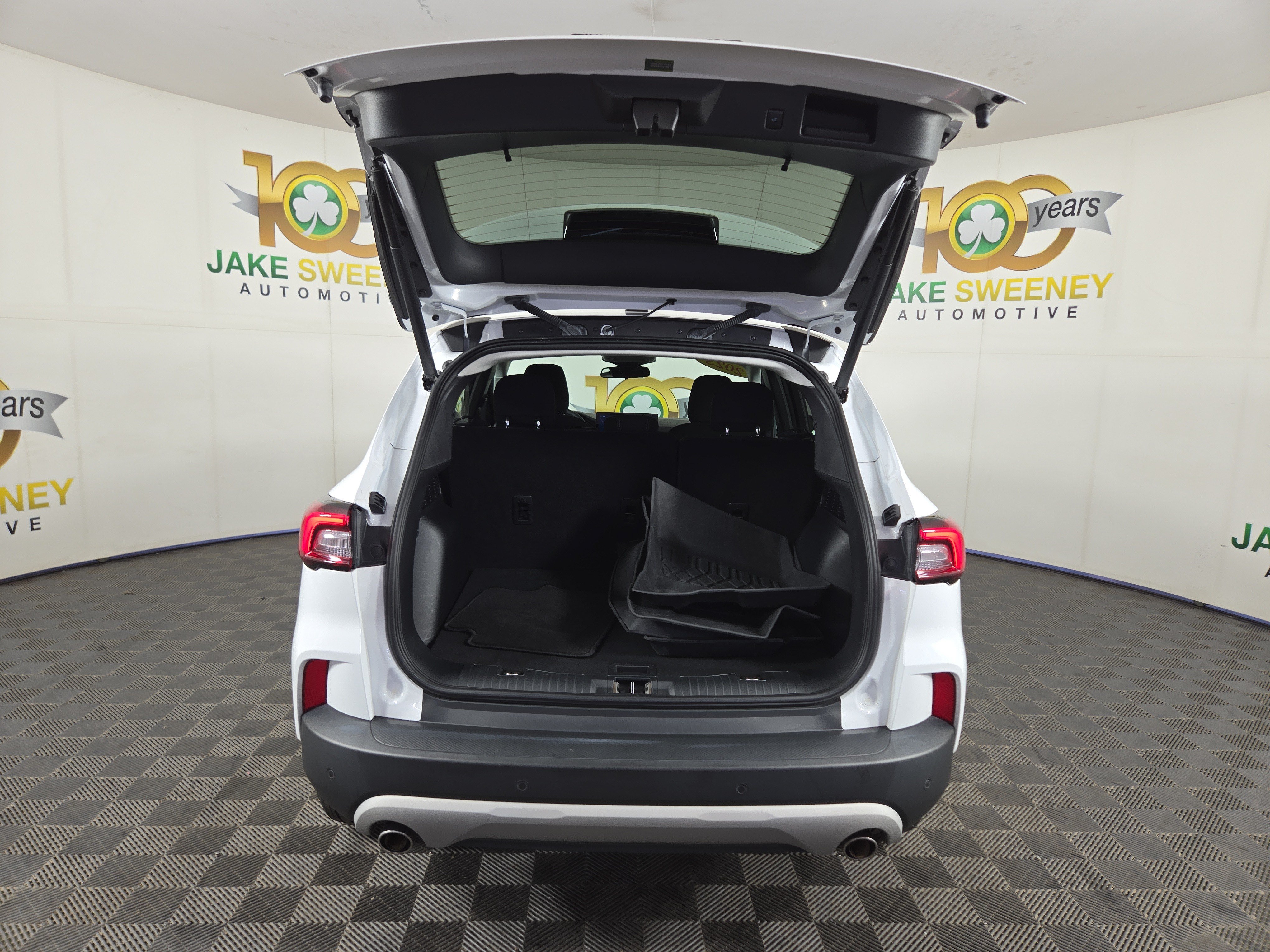 Used 2023 Ford Escape Active w/ Tech Pack #2 FWD image 33