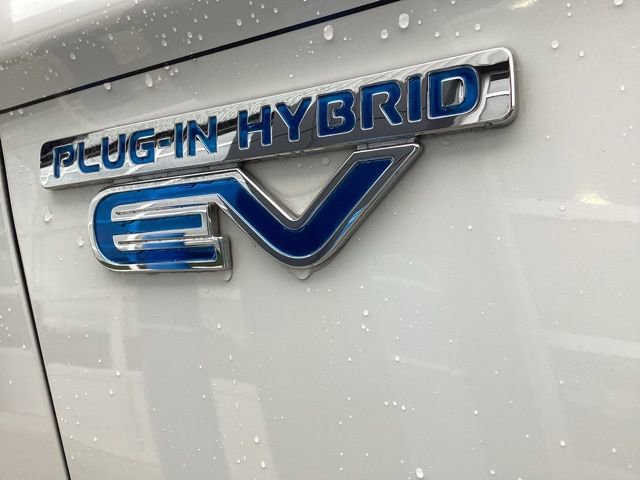 Used 2021 Mitsubishi Outlander LE AWD/4WD image 10