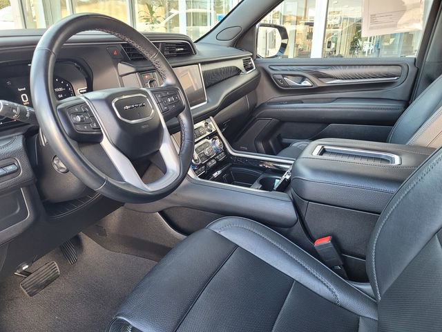 Used 2023 GMC Yukon Denali image 11