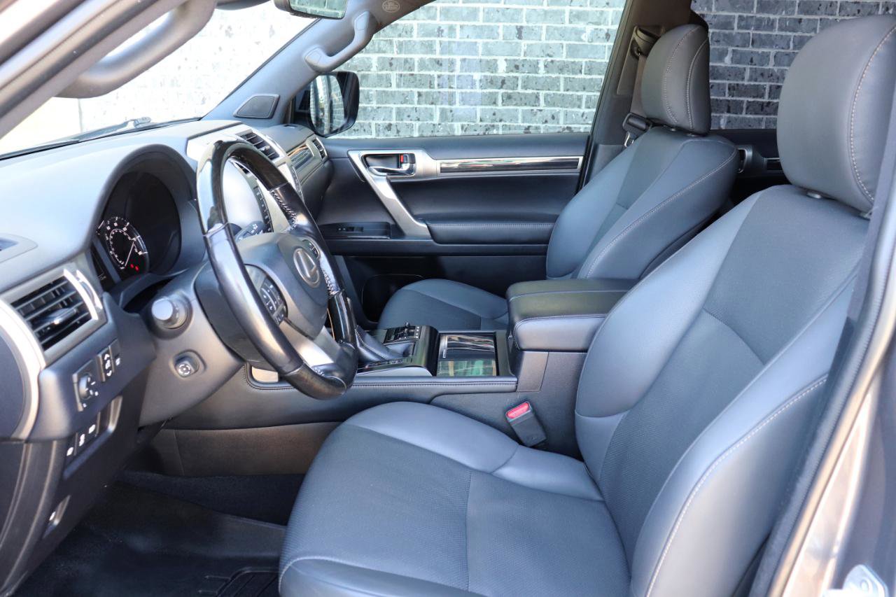 Used 2020 Lexus GX 460 Premium w/ Premium Package image 49