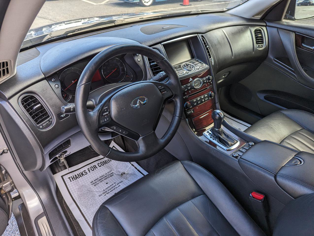 Used 2010 INFINITI EX35 Journey image 13
