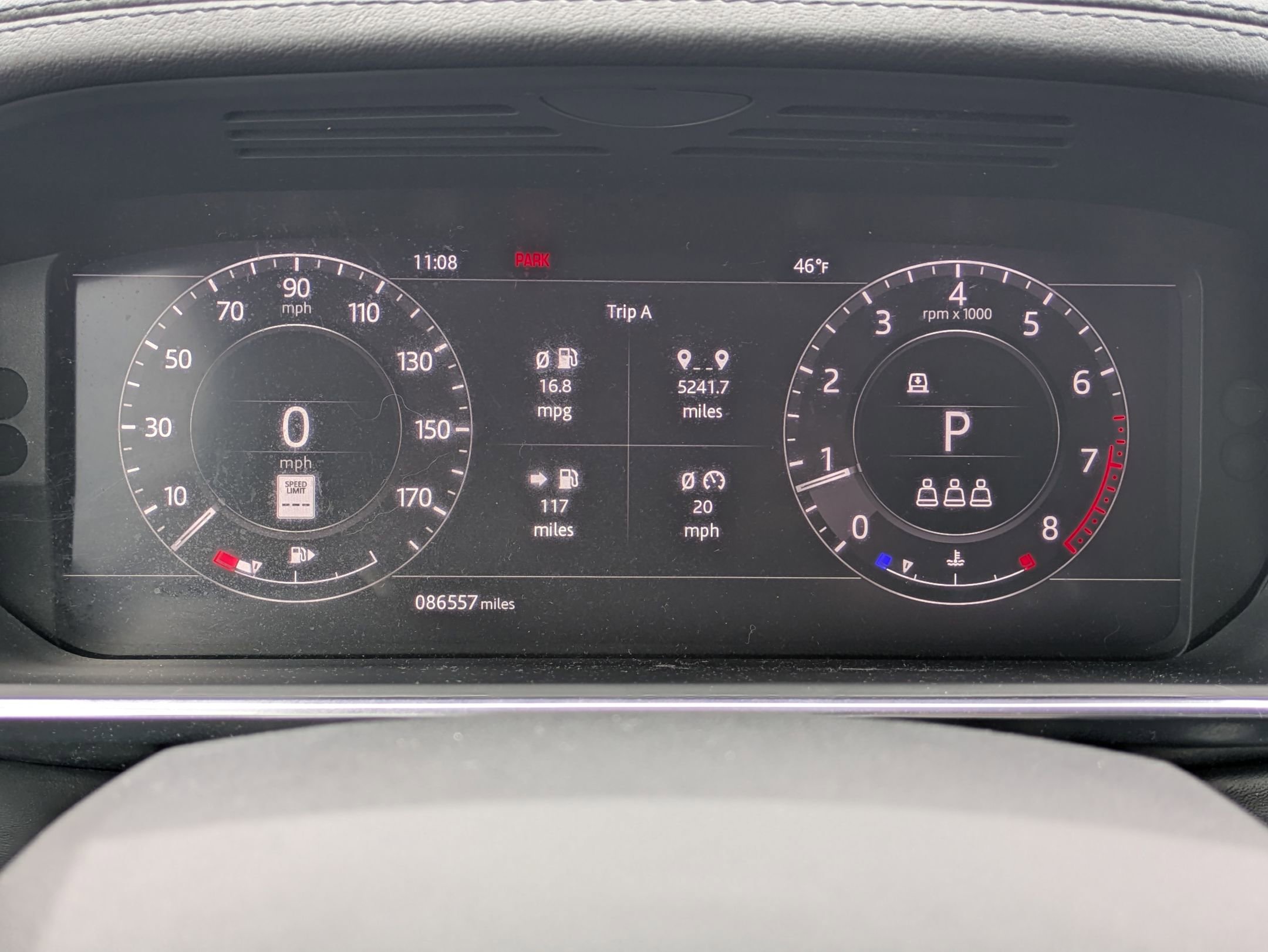 Used 2020 Land Rover Range Rover Sport HSE Dynamic image 10