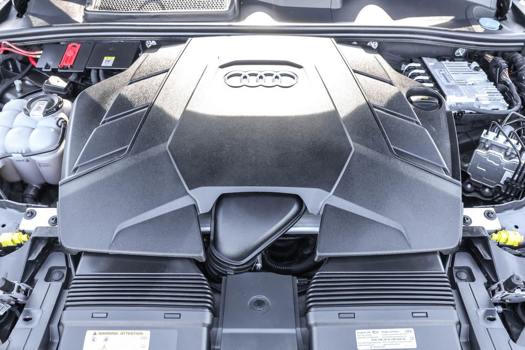 Used 2024 Audi Q7 3.0T Premium Plus AWD/4WD image 44