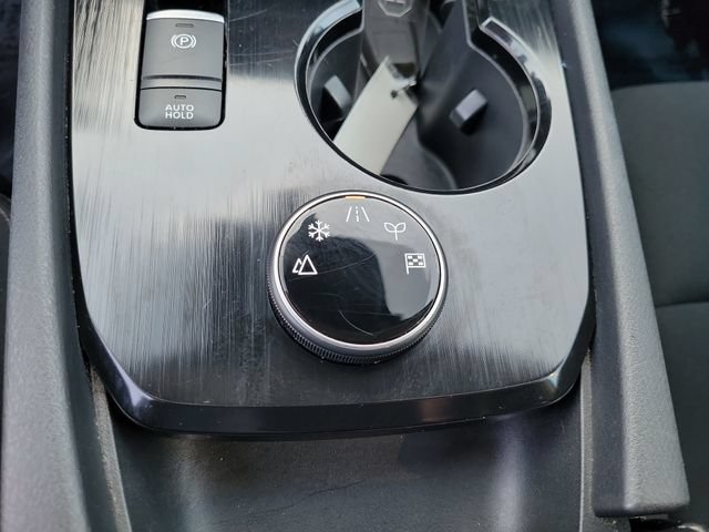 Used 2024 Nissan Rogue S AWD/4WD image 33