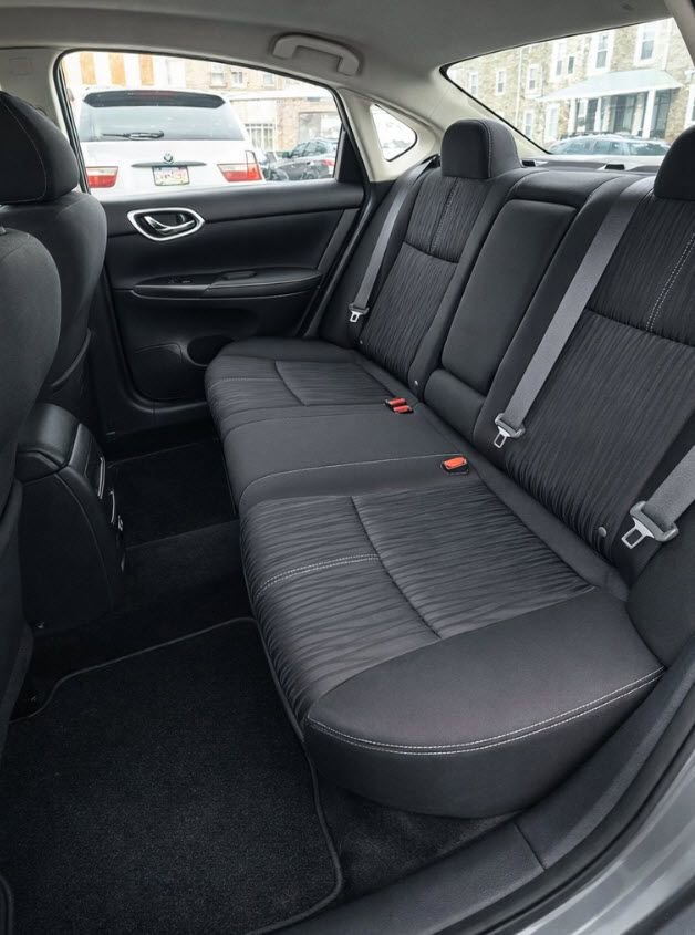 Used 2018 Nissan Sentra SV w/ Premium Package (P01) image 4