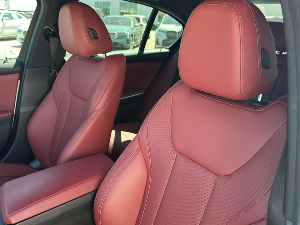 Certified 2023 BMW 330i Sedan w/ Premium Package image 14