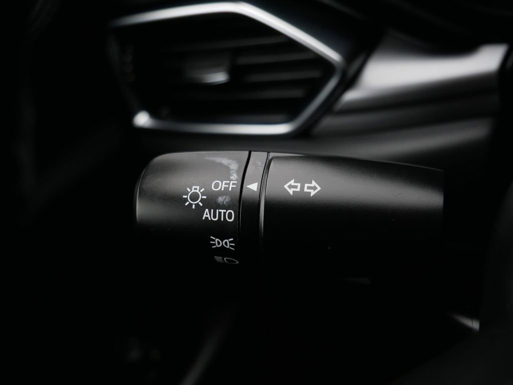 Used 2018 MAZDA CX-5 Touring image 26