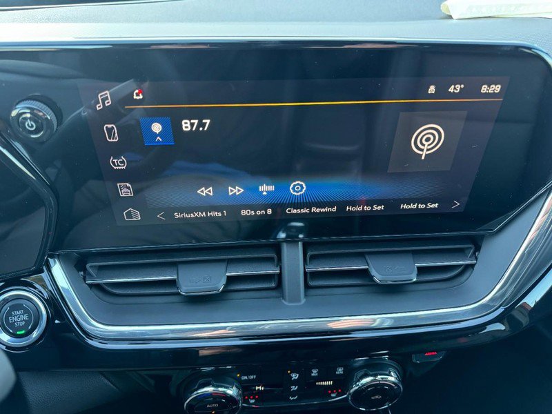 New 2026 Chevrolet Trax RS w/ Sunroof Package image 38