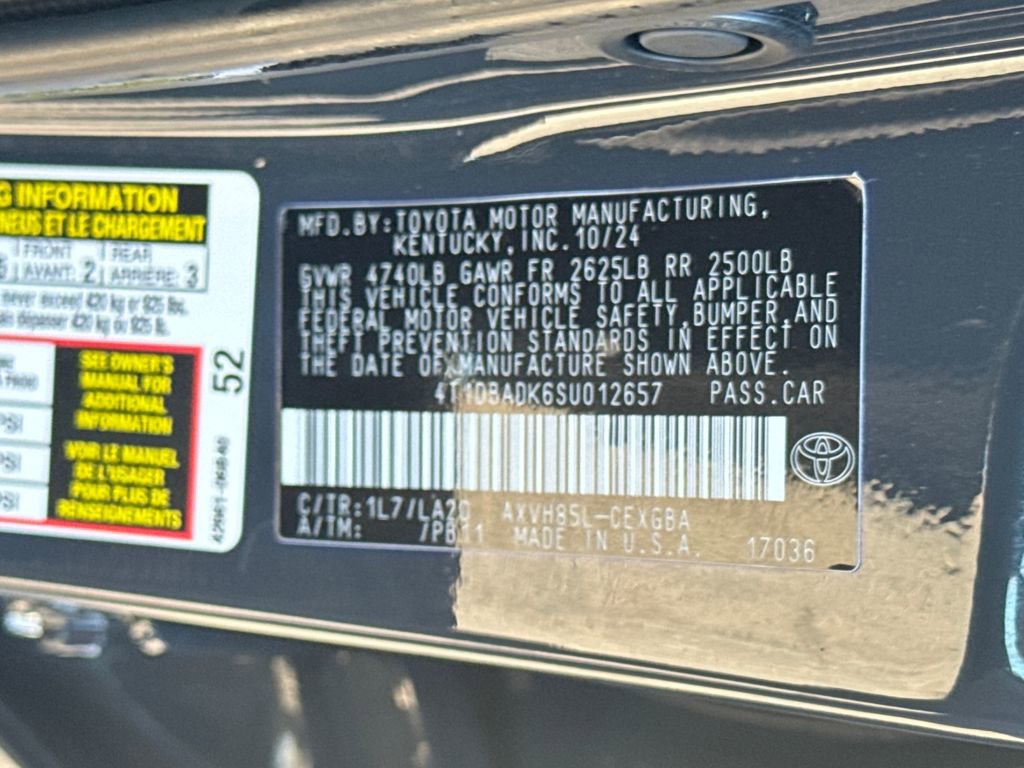 Used 2025 Toyota Camry XLE image 44