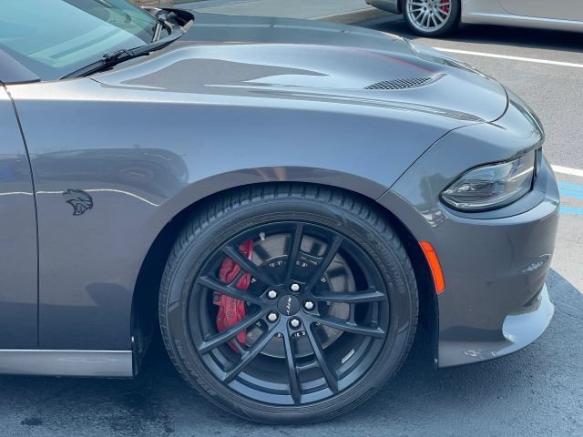 Used 2019 Dodge Charger SRT Hellcat w/ Harman/Kardon Audio Group RWD image 22