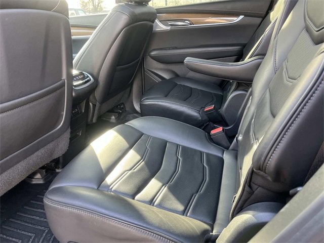 Used 2023 Cadillac XT6 Sport w/ Platinum Package image 21