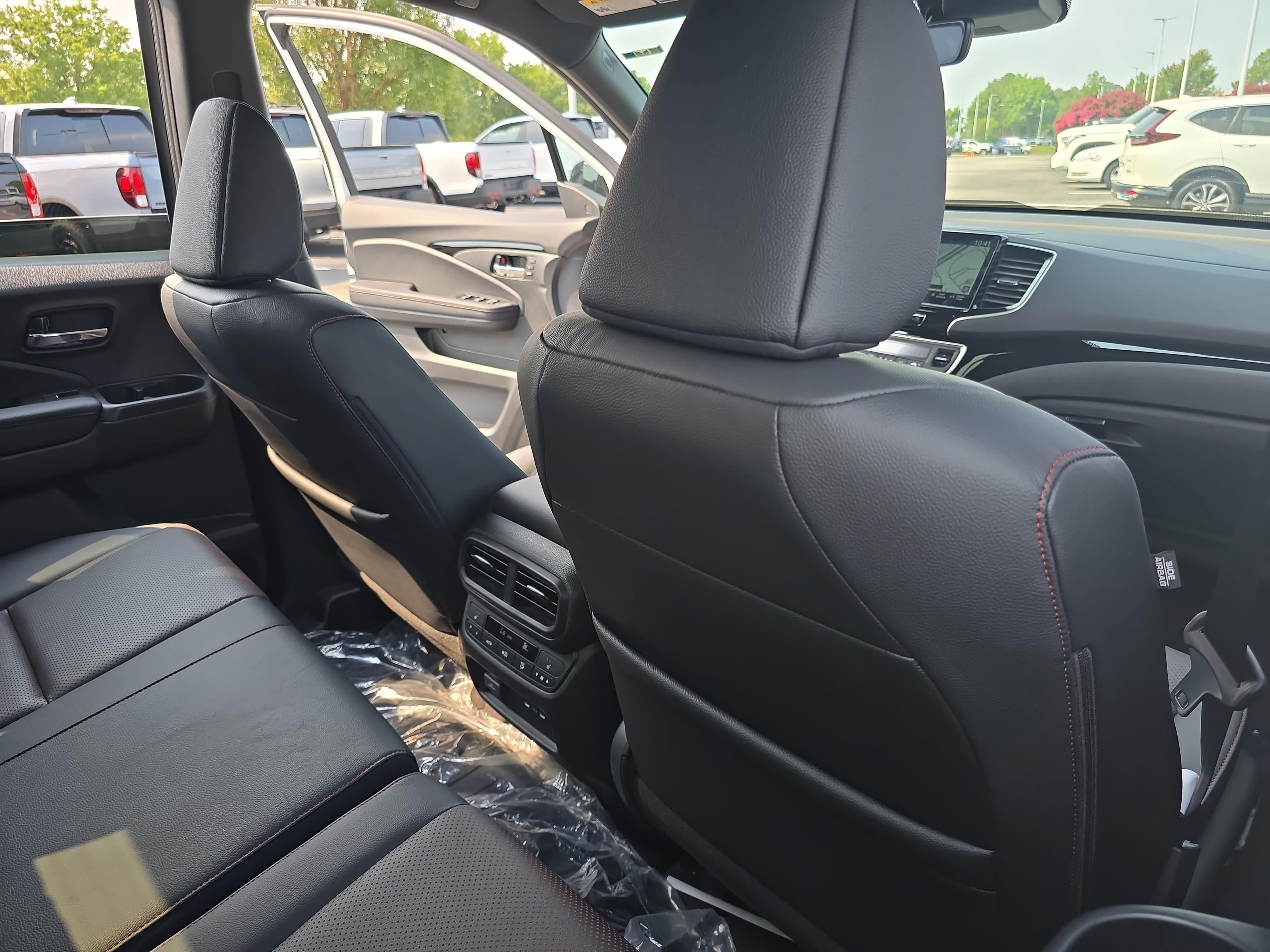 New 2026 Honda Ridgeline Black Edition image 11