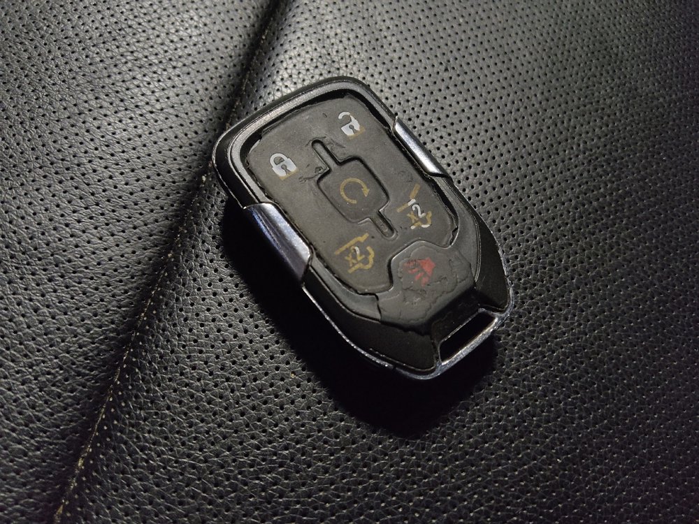 Used 2017 Chevrolet Suburban Premier image 32