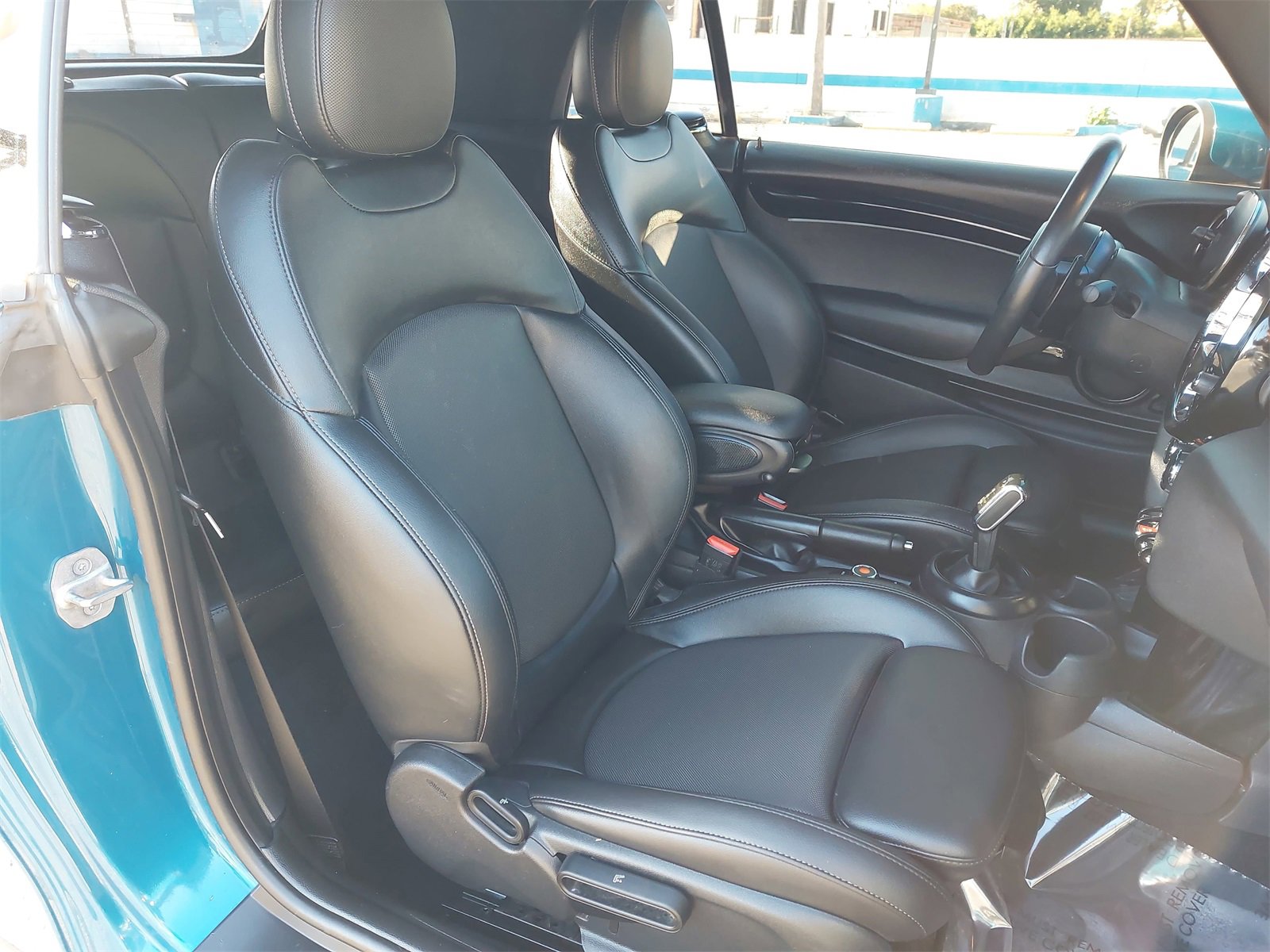 Used 2022 MINI Cooper S image 10