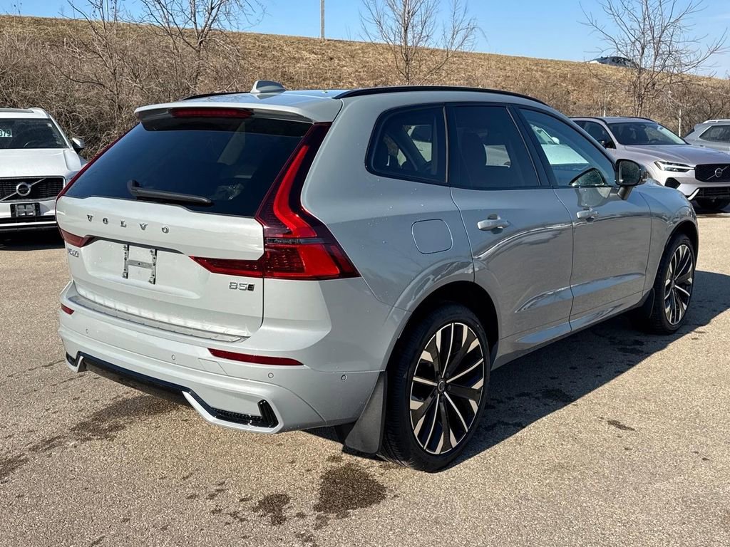 New 2026 Volvo XC60 B5 Ultra w/ Climate Package AWD/4WD image 4