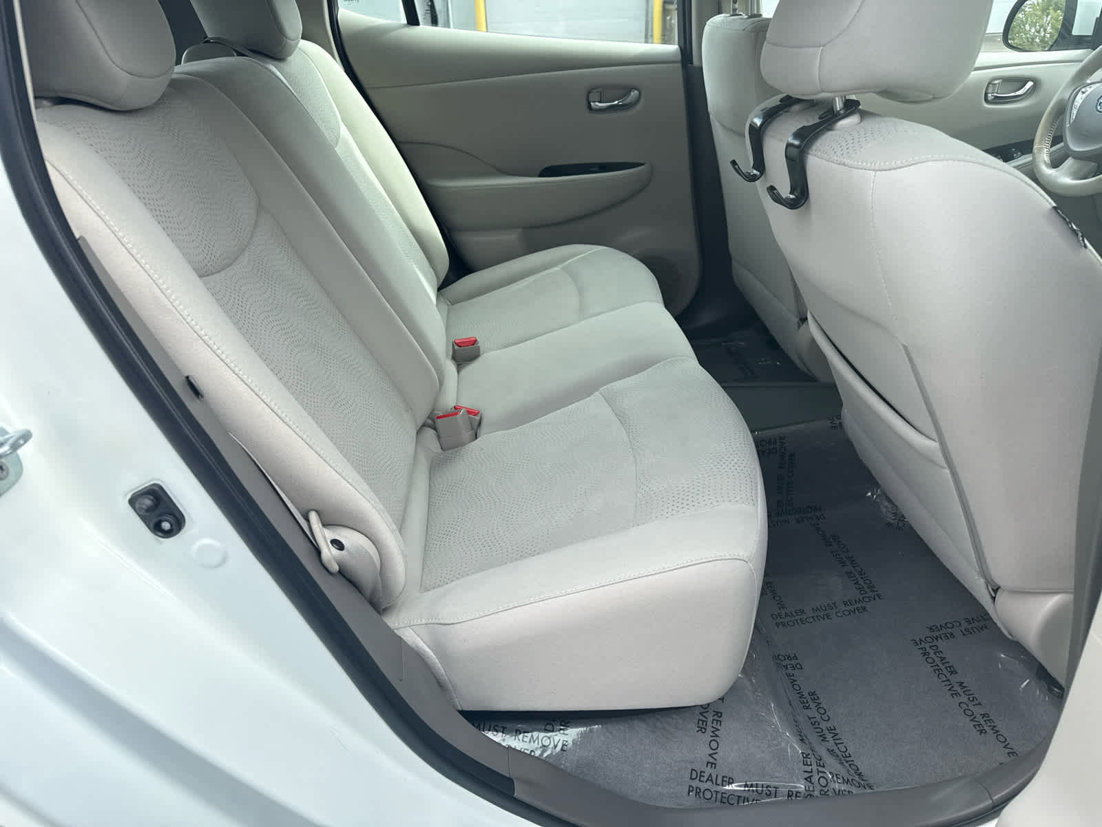 Used 2017 Nissan Leaf SV w/ Premium Package image 14