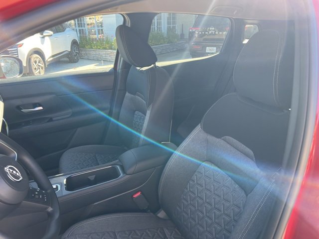 New 2026 Nissan Kicks SV image 9