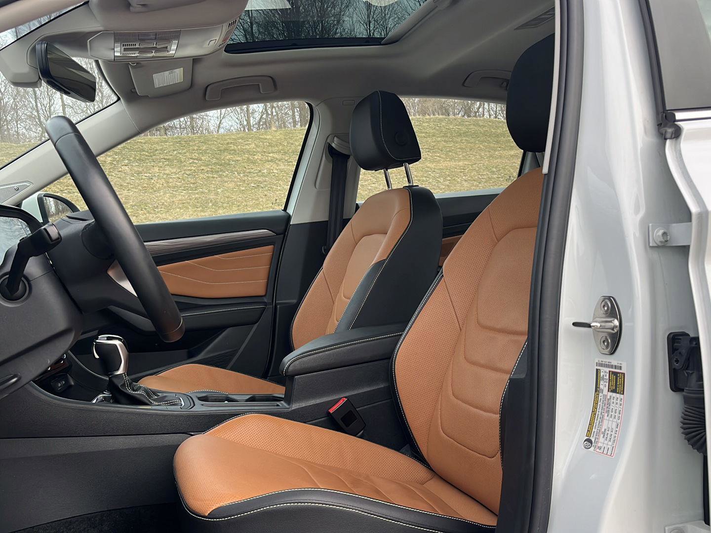 Used 2024 Volkswagen Jetta SEL image 11