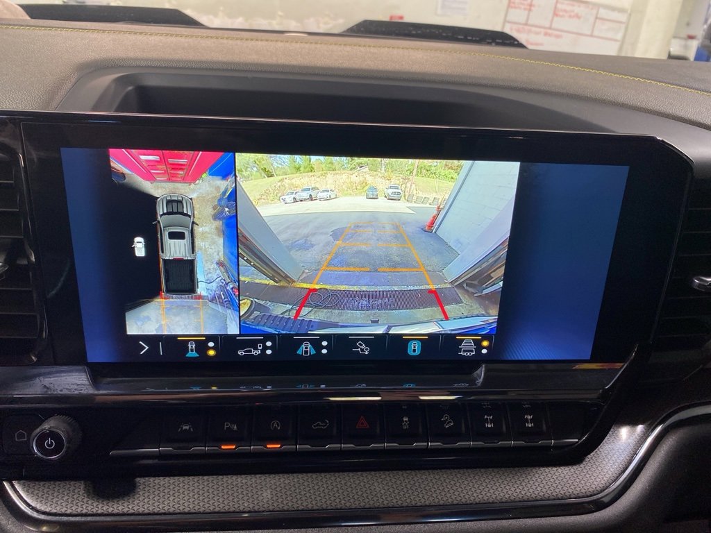 Certified 2023 Chevrolet Silverado 1500 ZR2 w/ Technology Package image 27