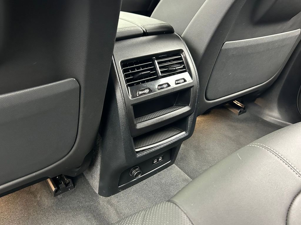 Used 2024 BMW X5 sDrive40i w/ M Sport Package image 36