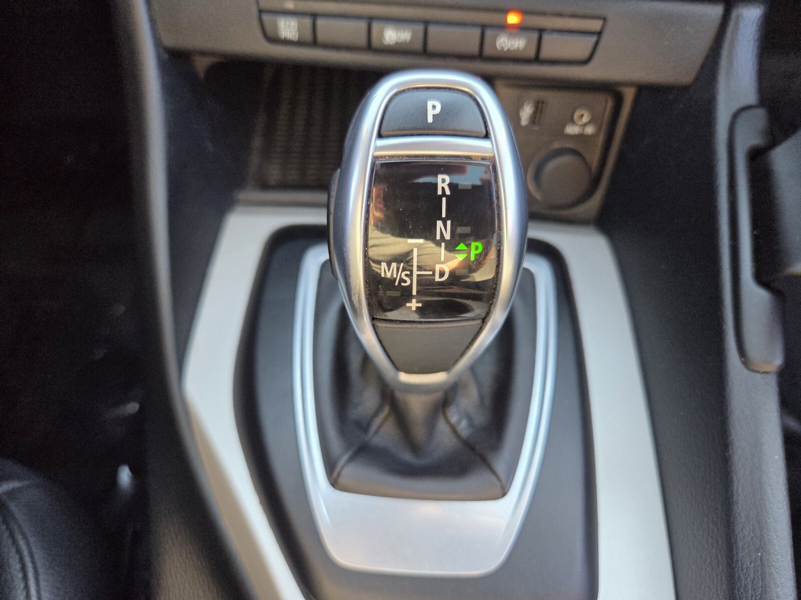 Used 2015 BMW X1 sDrive28i RWD image 23