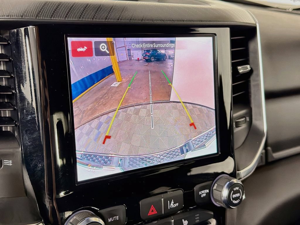 Used 2025 RAM 1500 Big Horn AWD/4WD image 13