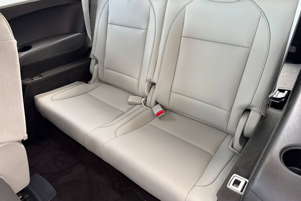 Certified 2020 Acura MDX FWD w/ Technology Package image 19