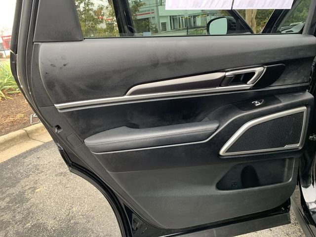 Used 2023 Kia Telluride S image 15