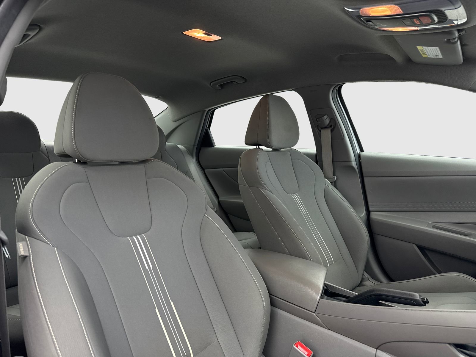 Used 2022 Hyundai Elantra SEL FWD image 38