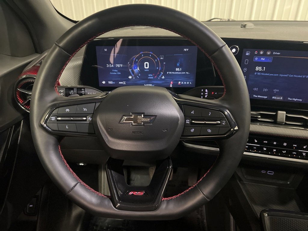 Certified 2025 Chevrolet Equinox RS w/ Safety and Technology Package image 13