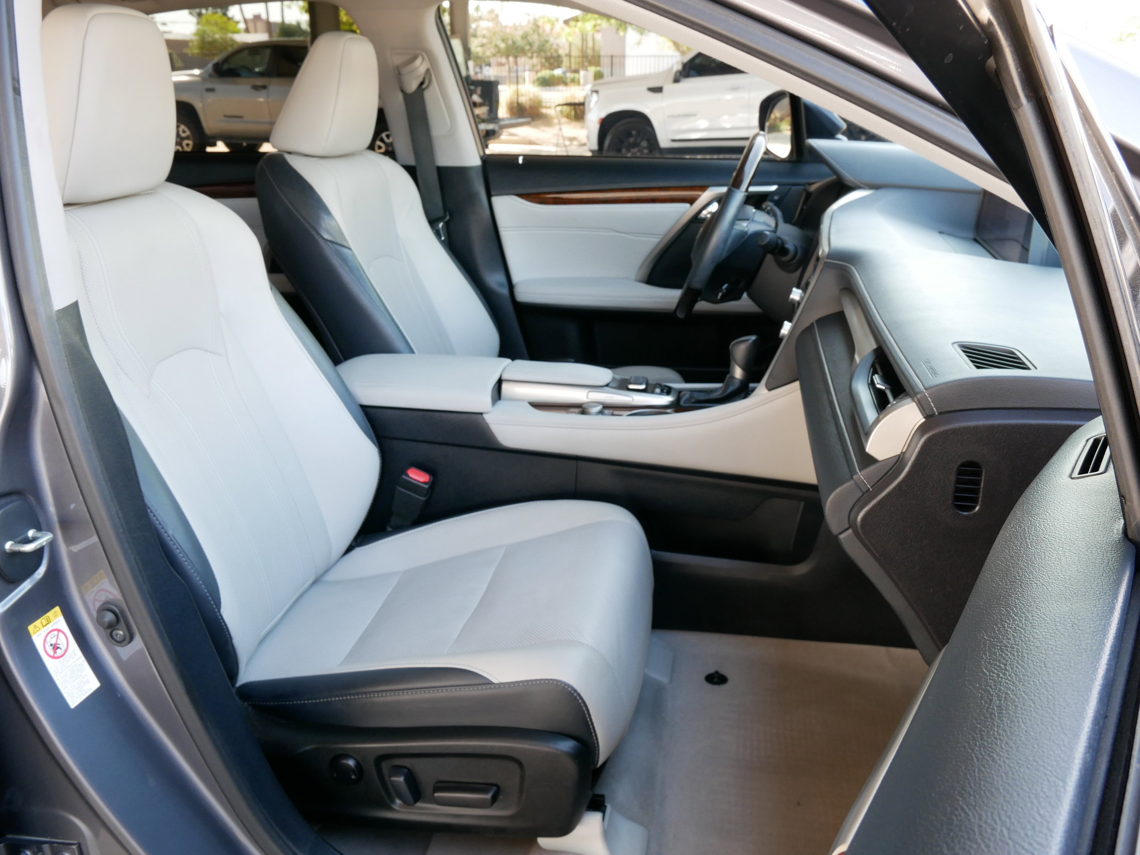 Used 2018 Lexus RX 350 FWD w/ Premium Package image 8