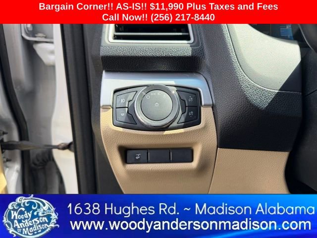 Used 2017 Ford Explorer XLT w/ Equipment Group 202A image 21