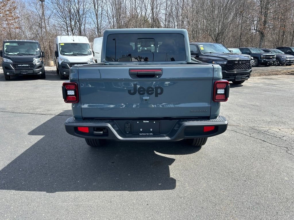 New 2026 Jeep Gladiator Sport AWD/4WD image 4