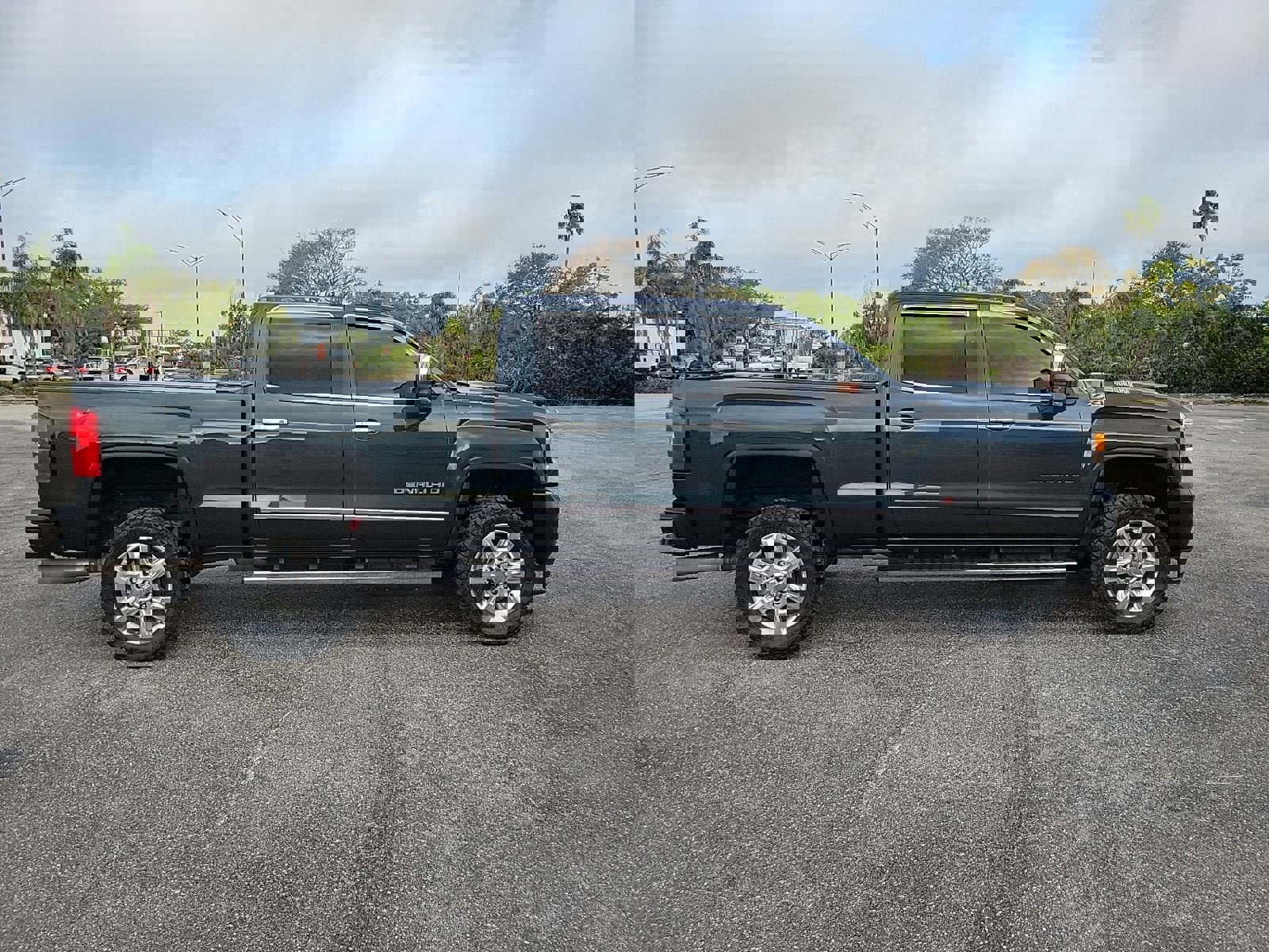 Used 2017 GMC Sierra 2500 Denali w/ Duramax Plus Package image 4