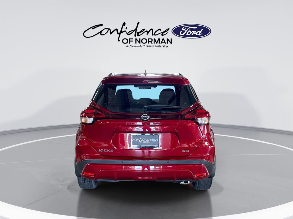 Used 2023 Nissan Kicks SR w/ SR Premium Package image 7