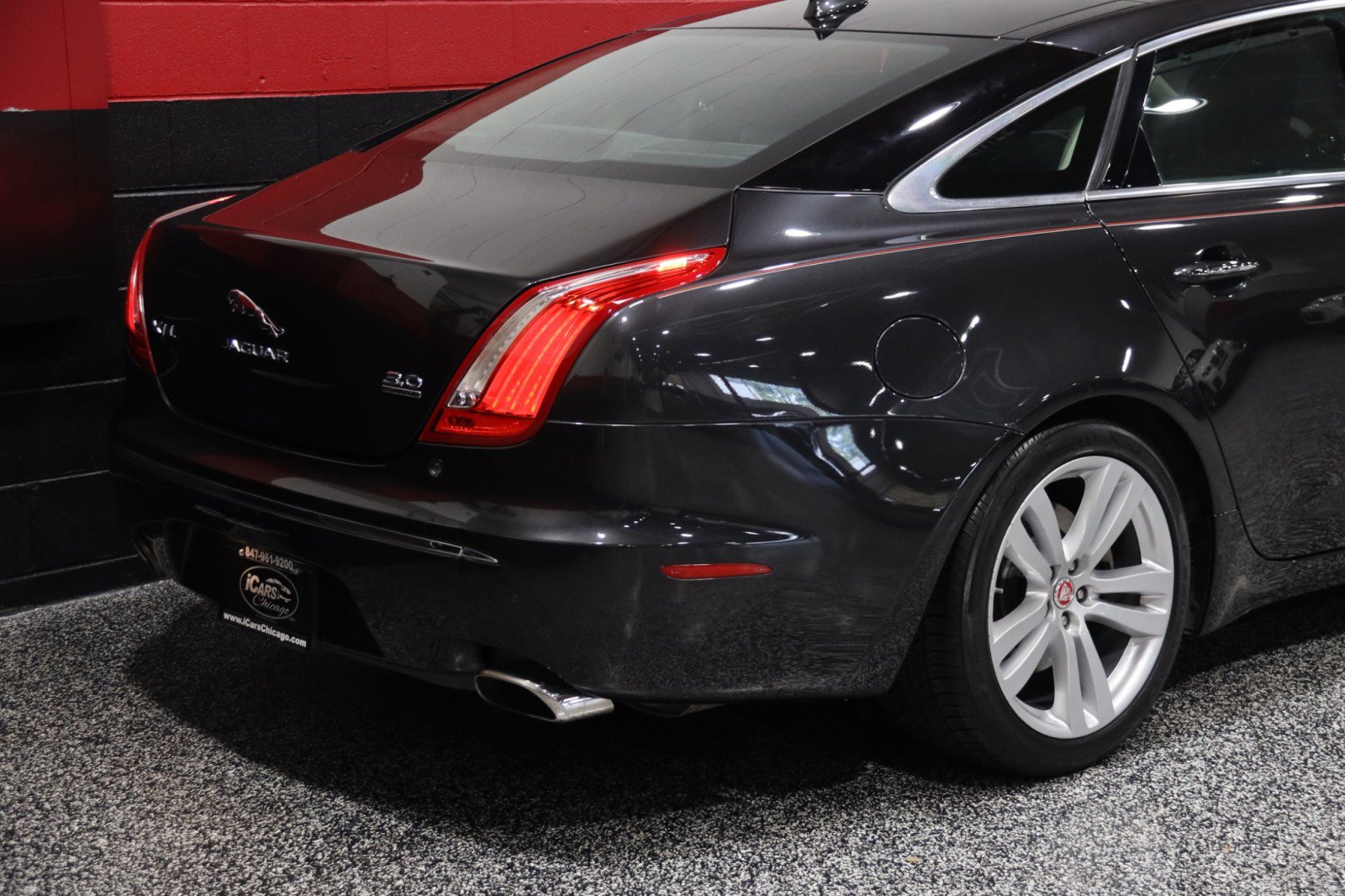 Used 2014 Jaguar XJ L Portfolio image 9