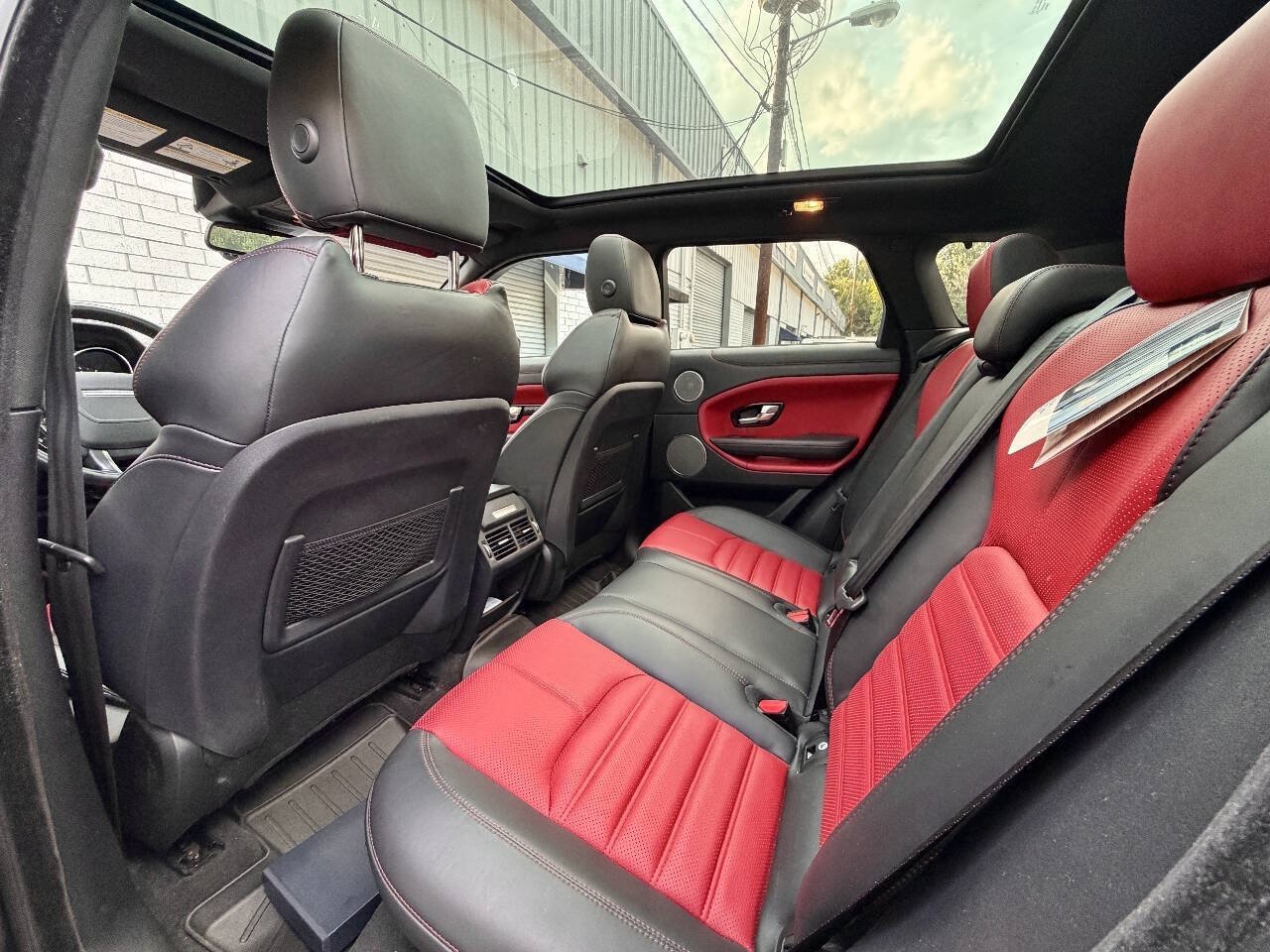 Used 2018 Land Rover Range Rover Evoque HSE Dynamic AWD/4WD image 16