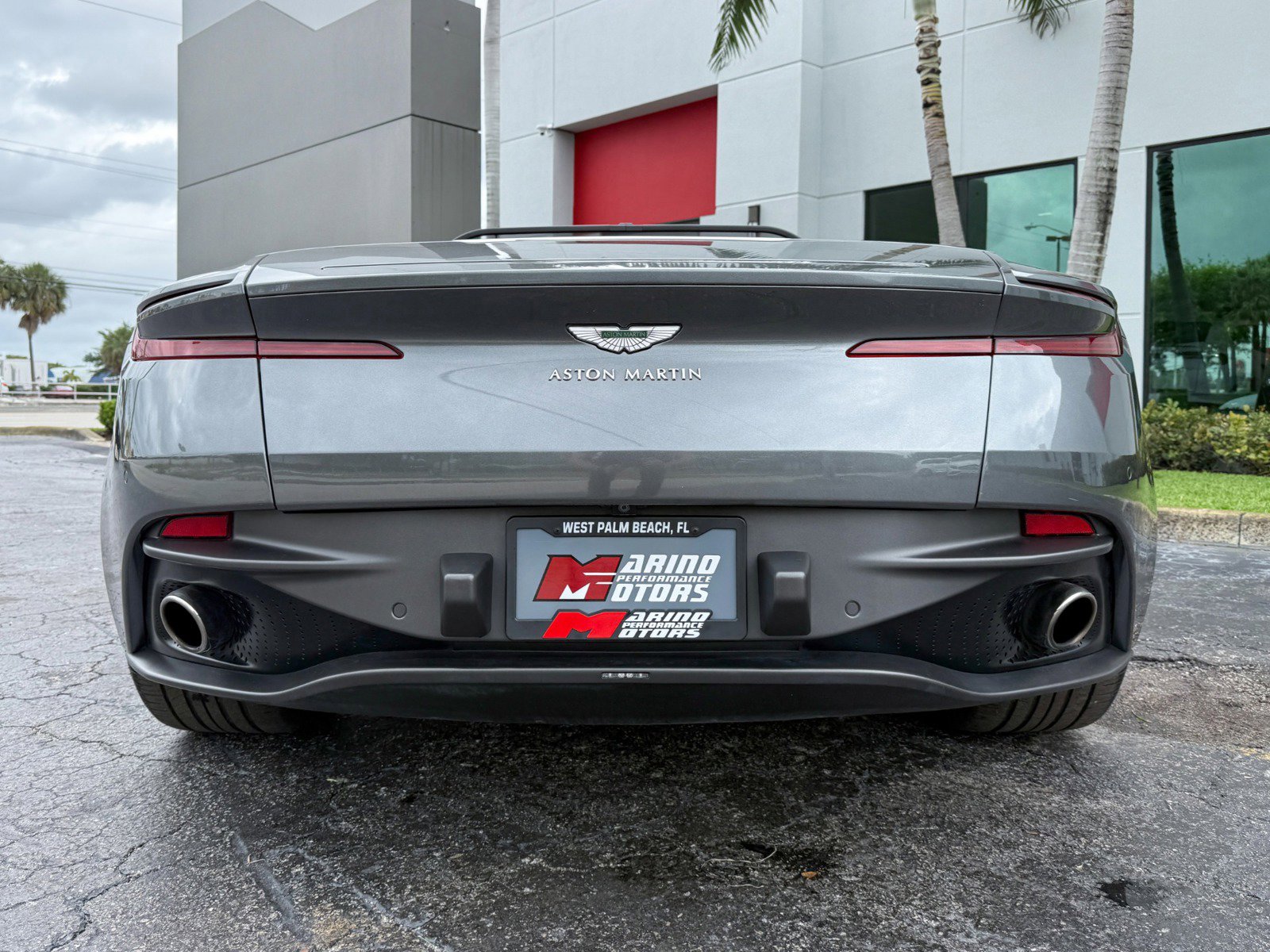 Used 2020 Aston Martin DB11 Volante RWD image 20