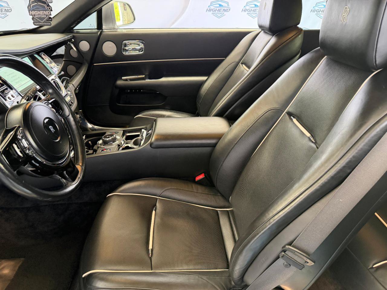Used 2016 Rolls-Royce Wraith RWD image 15