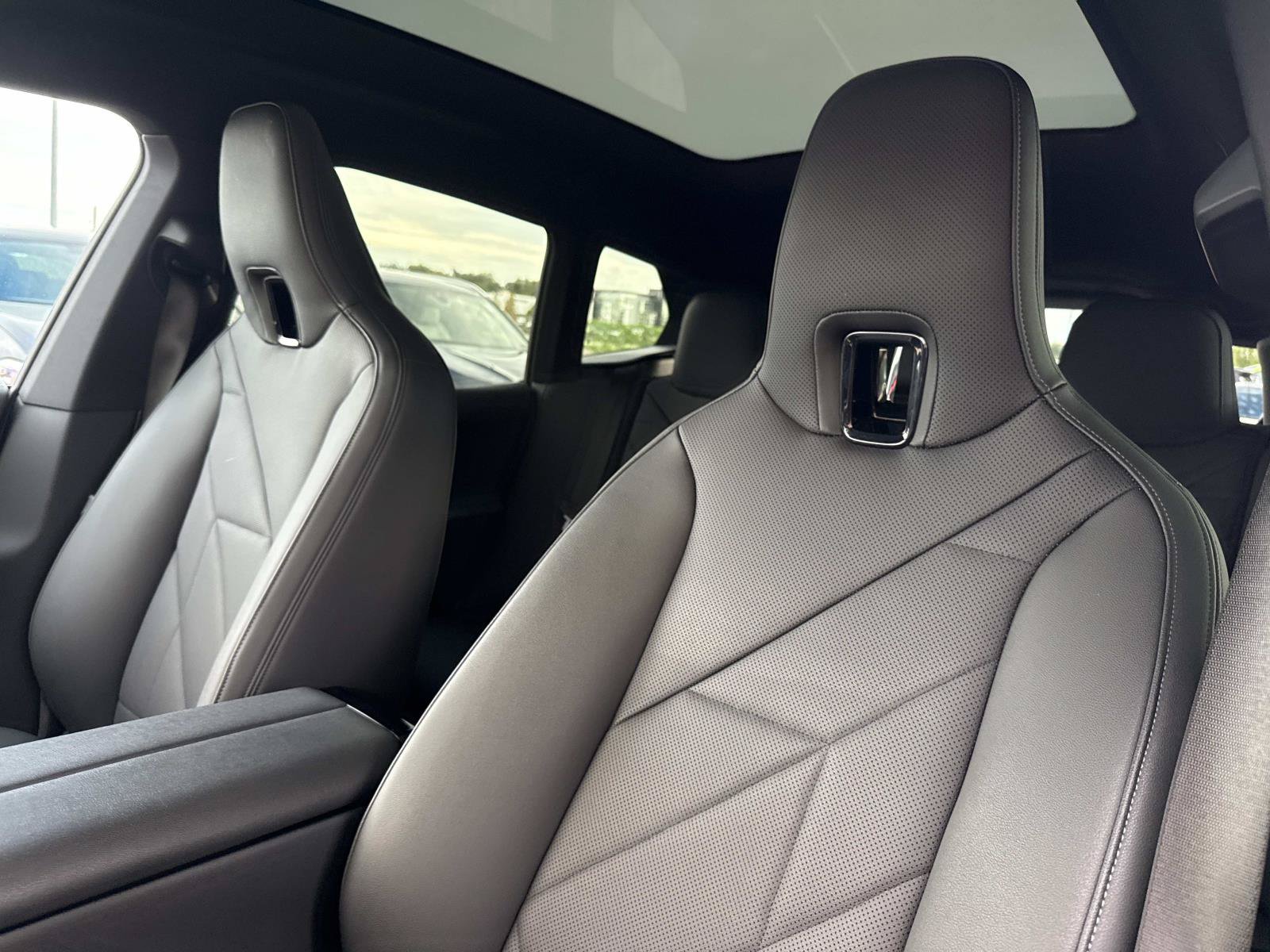 Certified 2025 BMW iX xDrive50 AWD/4WD image 19