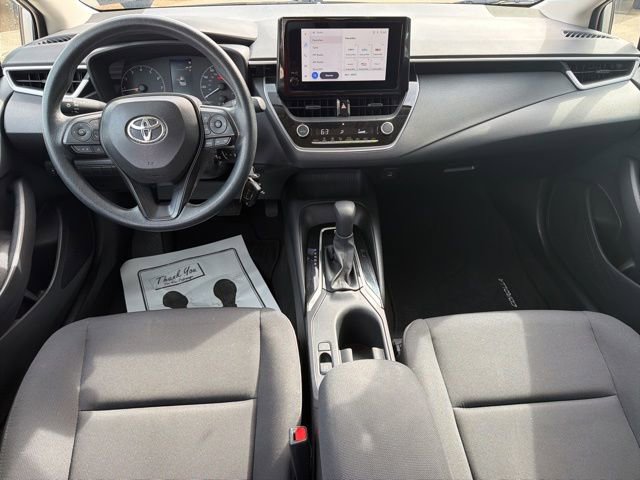 Used 2025 Toyota Corolla LE FWD image 19