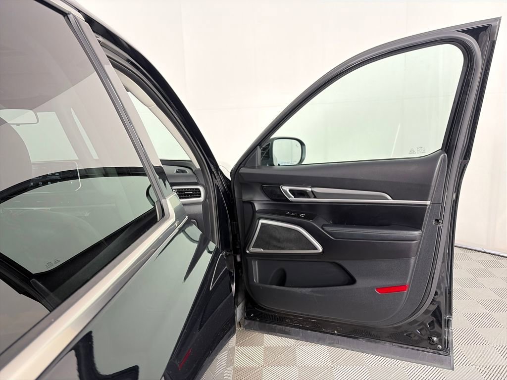 Used 2021 Kia Telluride S image 31