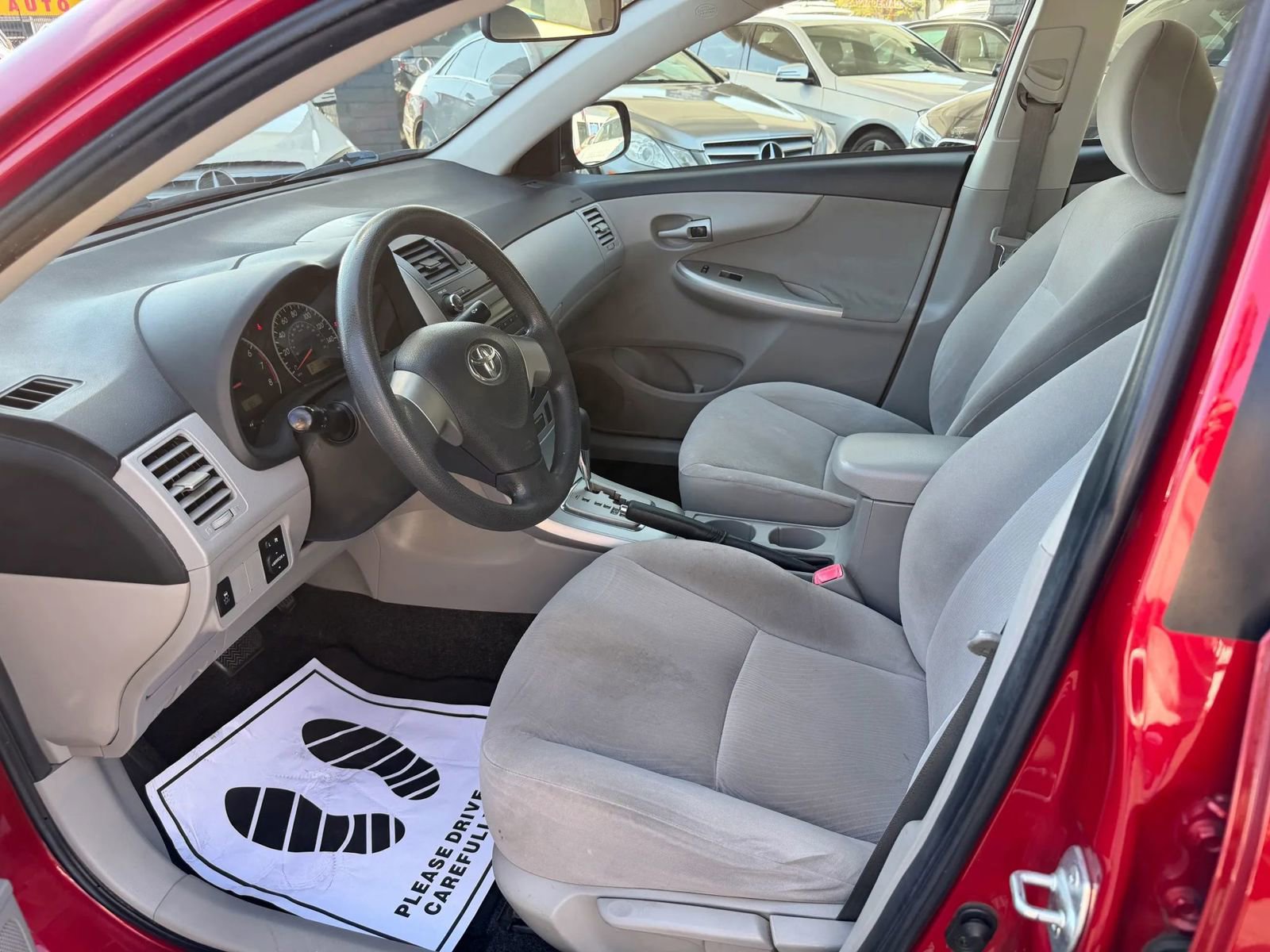 Used 2011 Toyota Corolla LE image 26