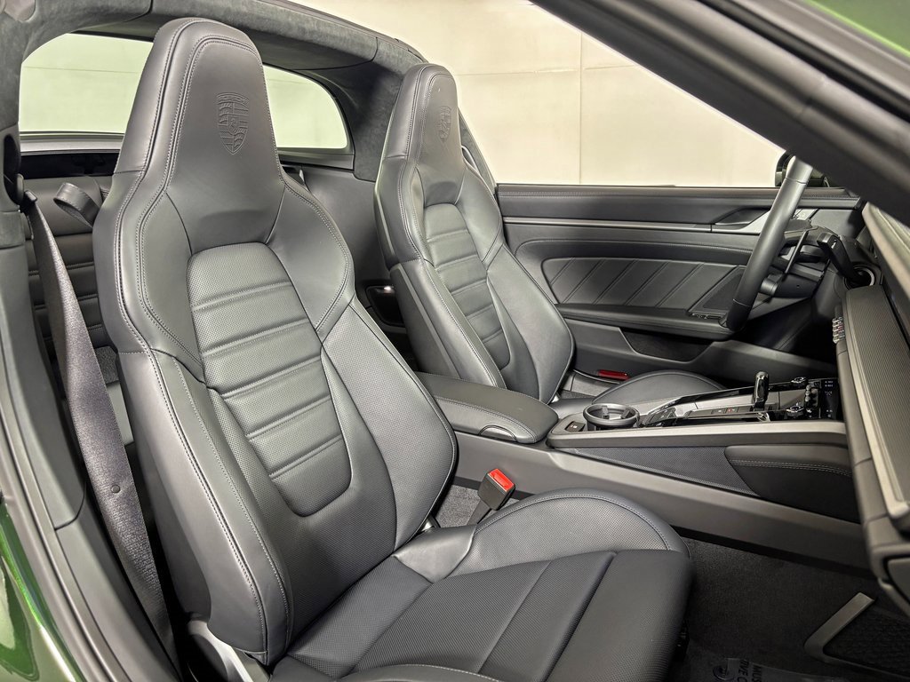 New 2026 Porsche 911 Targa 4S image 40